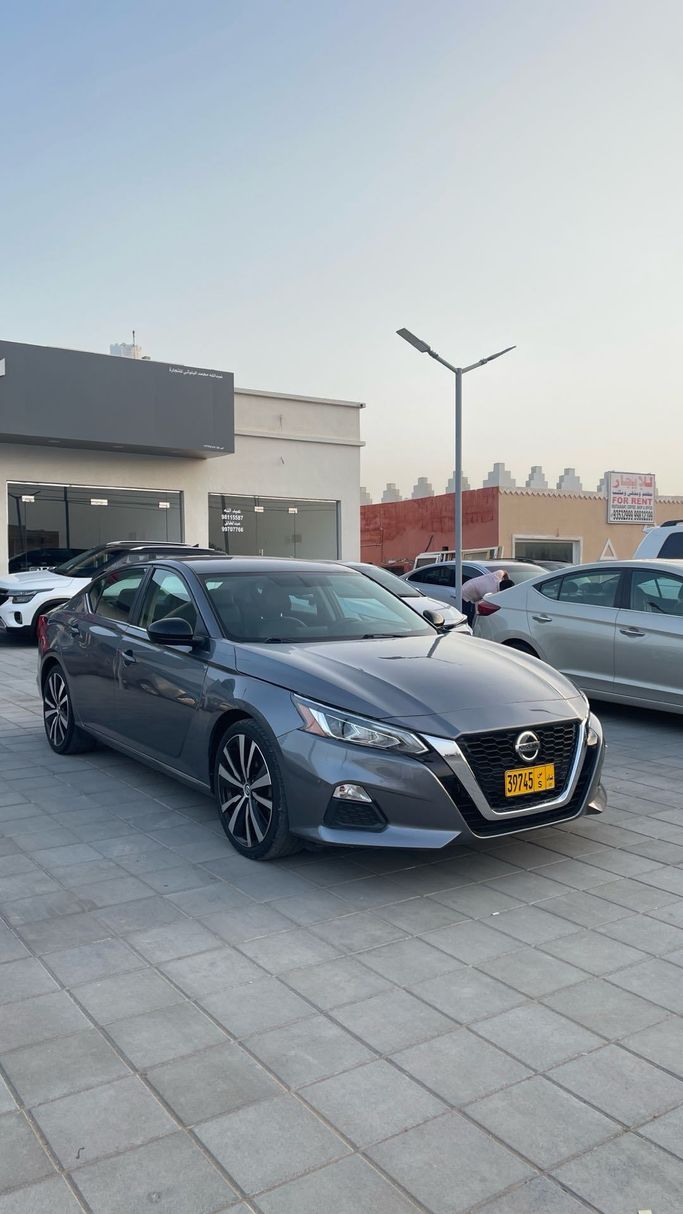 مستعملة Nissan Altima السادس (L34), 2.5 l, 2020 في في عمان, بركاء من ABDULLA AL BALUSHI CARS، اللون رمادي. مواصفات الخليج | AUTO.AE | إعلان #255368