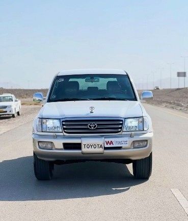 Подержанный ⁦Toyota Land Cruiser 100 Series Рестайлинг 1, 4.5 л, 2005⁩ в Оман, ‘Ибри от الوارث للسيارات Серый цвет. GCC | AUTO.AE | Объявление #288258