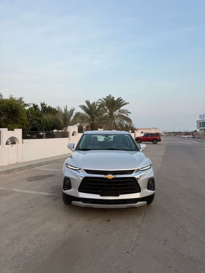 مستعملة Chevrolet Blazer ثالثاً, 3.6 l, 2019 في في عمان, المسكات عنب طيب الشذا من AL MOUJ CARS، اللون فضي. مواصفات الخليج | AUTO.AE | إعلان #251687