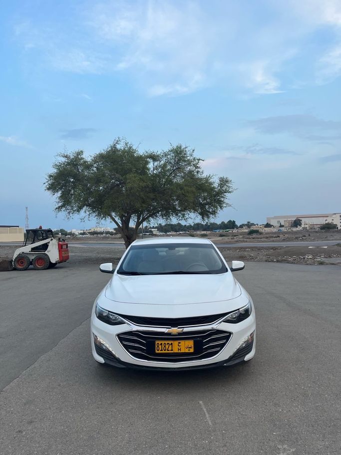Подержанный Chevrolet Malibu IX Рестайлинг, 1.5 л, 2019 в Оман, Маскат от AL MOUJ CARS Белый цвет. GCC | AUTO.AE | Объявление #251683