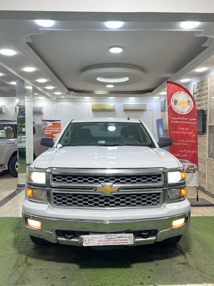 مستعملة Chevrolet Silverado III (K2XX), 5.3 l, 2014 في في عمان, المسكات عنب طيب الشذا من AL SALAM CARS SHOWROOM، اللون أبيض. مواصفات الخليج | AUTO.AE | إعلان #253382