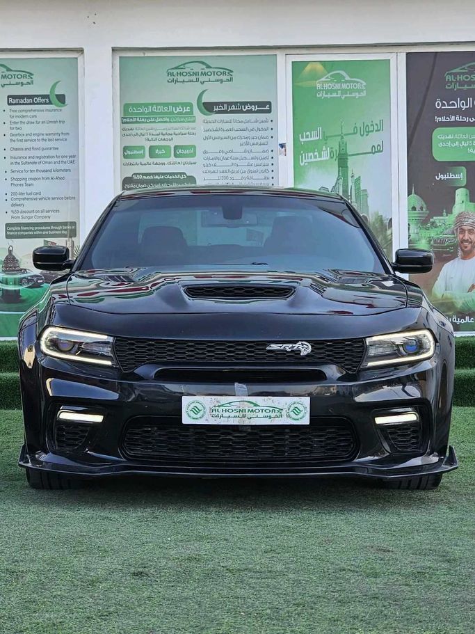 مستعملة Dodge Charger R_T عملية فيس ليفت السابع (LD), 5.7 l, 2020 في في عمان, المسكات عنب طيب الشذا من AL HOSNI MOTORS، اللون أسود. المواصفات الأمريكية | AUTO.AE | إعلان #251072