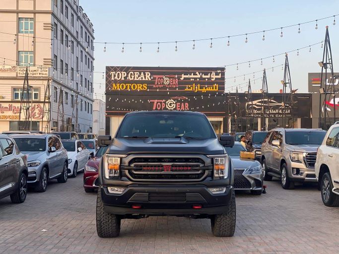 مستعملة Ford F-150 الرابع عشر, 5.0 l, 2021 في في عمان, المسكات عنب طيب الشذا من TOP GEAR MOTORS، اللون أسود.  | AUTO.AE | إعلان #250881