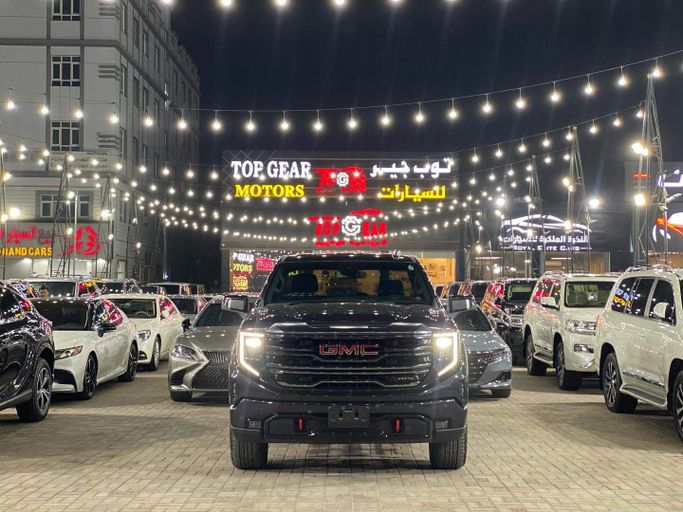مستعملة GMC Sierra فيس ليفت IV, 5.3 l, 2022 في في عمان, المسكات عنب طيب الشذا من TOP GEAR MOTORS، اللون رمادي.  | AUTO.AE | إعلان #250829