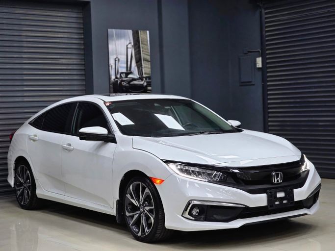مستعملة Honda Civic X, 1.6 l, 2021 في في عمان, المسكات عنب طيب الشذا من CARZONE، اللون أبيض. أخرى | AUTO.AE | إعلان #250020