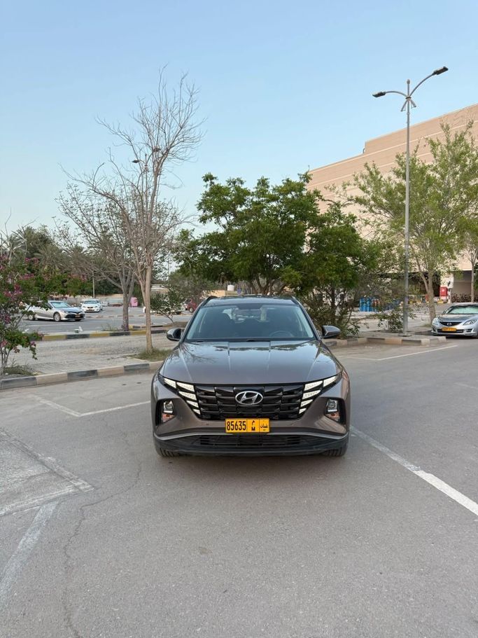 Подержанный Hyundai Tucson IV, 2.5 л, 2022 в Оман, Маскат от AL MOUJ CARS Коричневый цвет. GCC | AUTO.AE | Объявление #251604