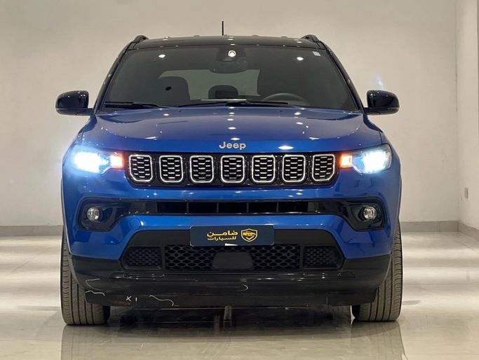 مستعملة Jeep Compass فيس ليفت الثاني, 2.4 l, 2025 في في عمان, المسكات عنب طيب الشذا من Damin Motors، اللون أزرق.  | AUTO.AE | إعلان #255417