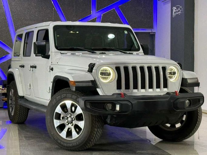 مستعملة Jeep Wrangler IV (JL), 2.0 l, 2020 في في عمان, المسكات عنب طيب الشذا من PLATINUM CARS، اللون أبيض.  | AUTO.AE | إعلان #252596