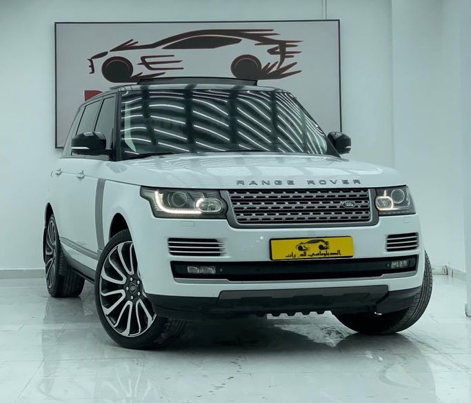مستعملة Land Rover Range Rover P340 رابعاً, 3.0 l, 2015 في في عمان, المسكات عنب طيب الشذا من DIPLOMAT CARS، اللون أبيض.  | AUTO.AE | إعلان #250186