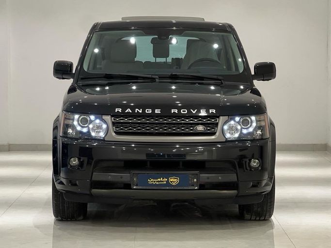 مستعملة Land Rover Range Rover Sport P300 I (L320) Facelift, 5.0 l, 2011 في في عمان, المسكات عنب طيب الشذا من Damin Motors، اللون أسود.  | AUTO.AE | إعلان #255181