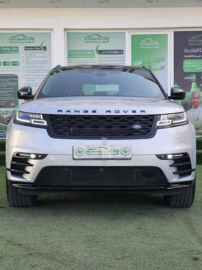مستعملة Land Rover Range Rover Velar I, 3.0 l, 2021 في في عمان, المسكات عنب طيب الشذا من AL HOSNI MOTORS، اللون فضي. المواصفات الأوروبية | AUTO.AE | إعلان #251488