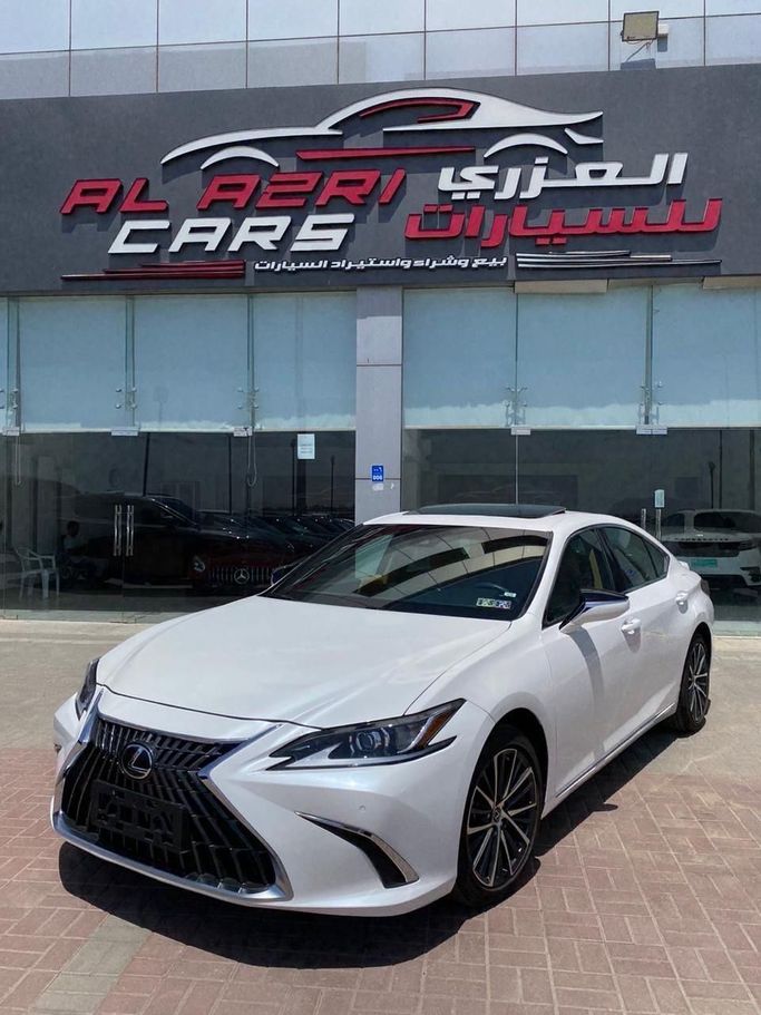 Подержанный Lexus ES 350 VII (XZ10) Рестайлинг 2, 3.5 л, 2024 в Оман, Маскат от AL AZRI CARS Белый цвет. GCC | AUTO.AE | Объявление #252752