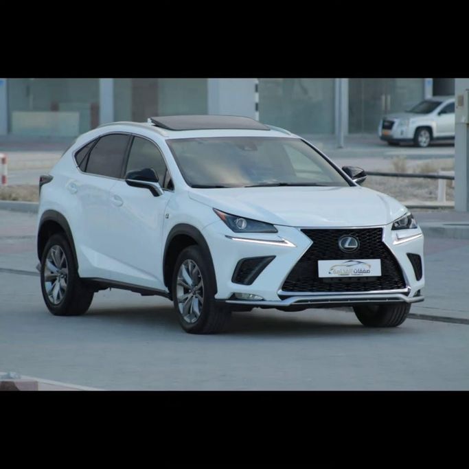 مستعملة Lexus NX 300 أنا فيس ليفت, 2.0 l, 2020 في في عمان, المسكات عنب طيب الشذا من SAFAKAT AL FAKAMA، اللون أبيض.  | AUTO.AE | إعلان #250452
