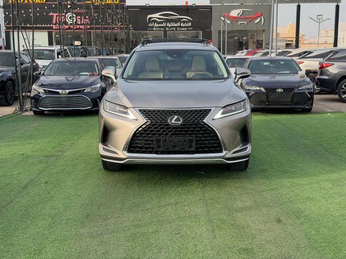 مستعملة Lexus RX 350 فيس ليفت IV, 3.5 l, 2022 في في عمان, المسكات عنب طيب الشذا من ROYAL ELITE CARS، اللون رمادي. مواصفات الخليج | AUTO.AE | إعلان #250086