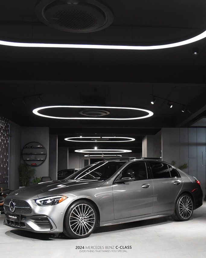 Подержанный Mercedes-Benz C-Class 300 V (W206), 2.0 л, 2024 в Оман, Маскат от ALMAHRUQI Серебристый цвет. GCC | AUTO.AE | Объявление #254269