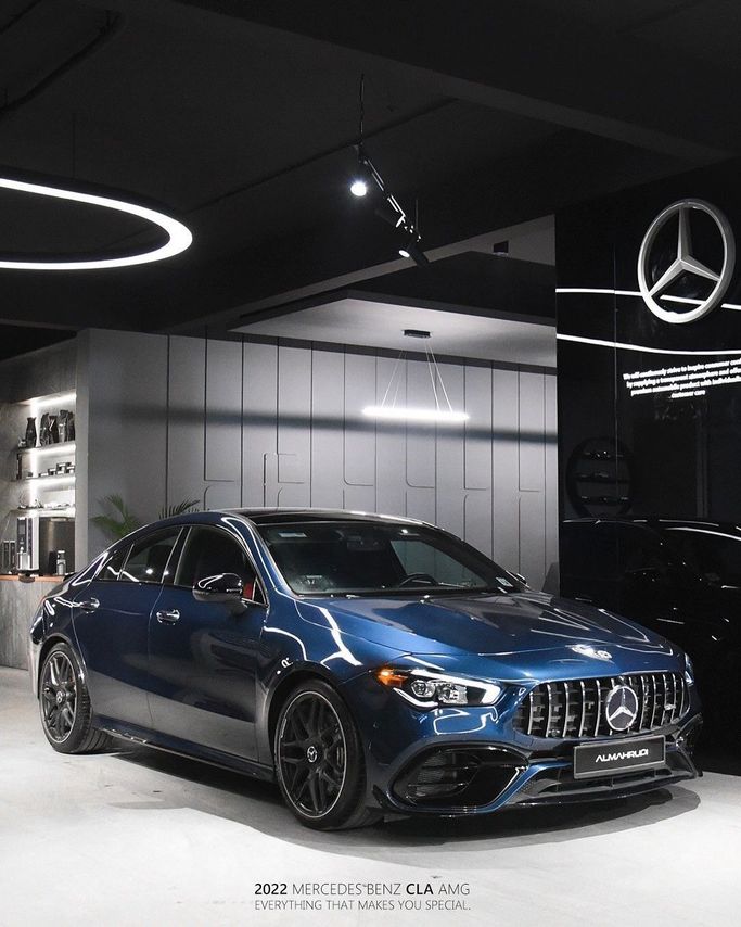 مستعملة Mercedes-Benz CLA AMG 45 AMG II (ج 118، س 118), 2.0 l, 2022 في في عمان, المسكات عنب طيب الشذا من ALMAHRUQI، اللون أزرق. مواصفات الخليج | AUTO.AE | إعلان #254419