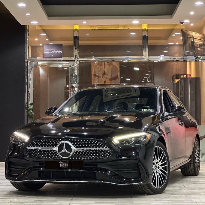 مستعملة Mercedes-Benz E-Class 300 V (W213, S213, S213, C238) فيس ليفت, 2.0 l, 2022 في في عمان, المسكات عنب طيب الشذا من MASTER CARS، اللون أسود.  | AUTO.AE | إعلان #257132