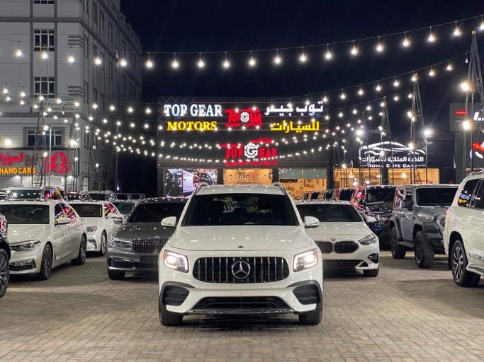 Подержанный Mercedes-Benz GLB 250 I (X247), 2.0 л, 2020 в Оман, Маскат от TOP GEAR MOTORS Белый цвет.  | AUTO.AE | Объявление #250552