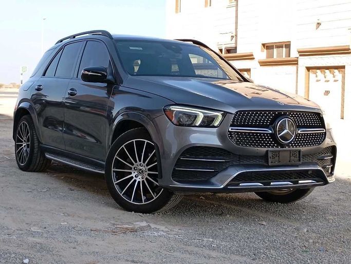 مستعملة Mercedes-Benz GLE 350 II (V167), 2.0 l, 2021 في في عمان, المسكات عنب طيب الشذا من PLATINUM CARS، اللون رمادي.  | AUTO.AE | إعلان #252538