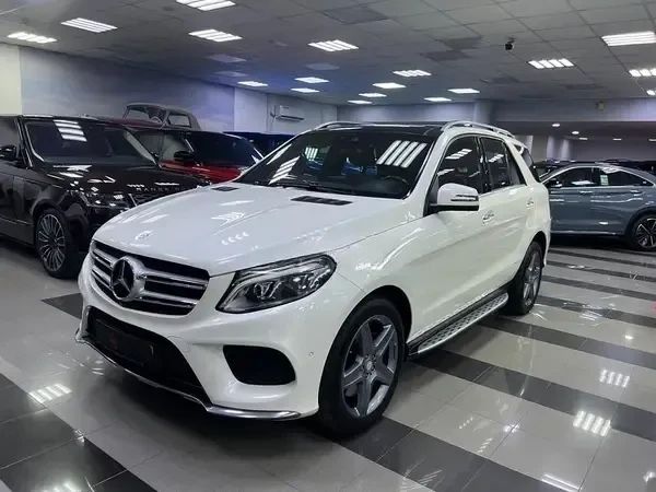 Подержанный Mercedes-Benz GLE 400 I (W166), 3.0 л, 2016 в Оман, Маскат от CLASSIC CAR Белый цвет. GCC | AUTO.AE | Объявление #254339