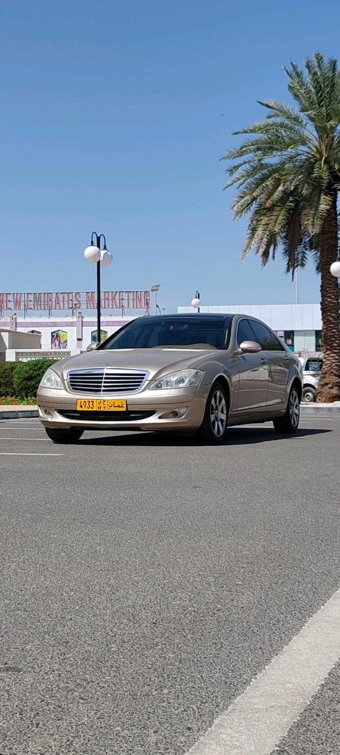 Подержанный Mercedes-Benz S-Class 350 Long V (W221), 3.5 л, 2006 в Оман, Маскат от AL SUBHI USED CARS Золотистый цвет.  | AUTO.AE | Объявление #251562