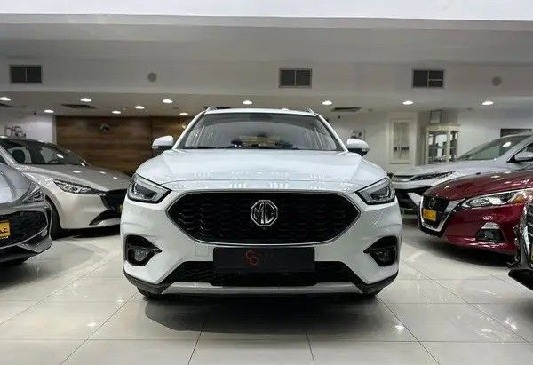 مستعملة MG ZS فيس ليفت الثاني, 1.5 l, 2022 في في عمان, المسكات عنب طيب الشذا من CLASSIC CAR، اللون أبيض. مواصفات الخليج | AUTO.AE | إعلان #252928