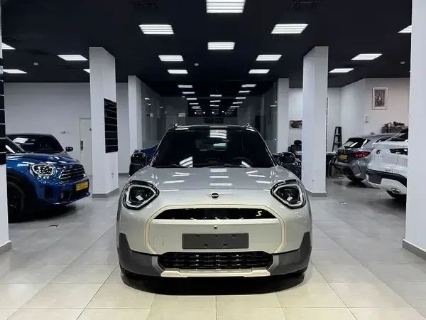New MINI Aceman SE, 2026 in Oman, Muscat by CLASSIC CAR, Grey color. GCC Specs | AUTO.AE | Listing #253895