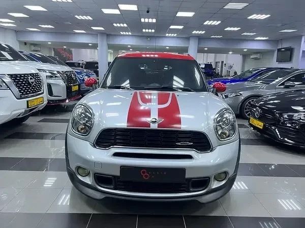Подержанный MINI Countryman Cooper S I, 1.6 л, 2014 в Оман, Маскат от CLASSIC CAR Серебристый цвет. GCC | AUTO.AE | Объявление #253483