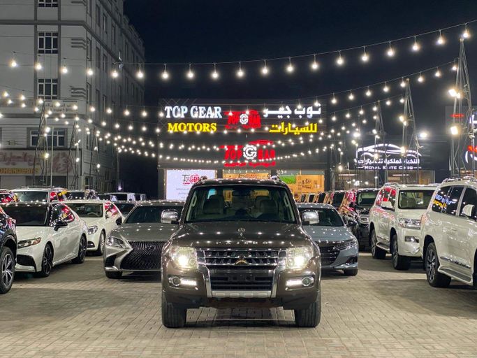Подержанный Mitsubishi Pajero IV (V80/V90) Рестайлинг 2, 3.8 л, 2019 в Оман, Маскат от TOP GEAR MOTORS Коричневый цвет.  | AUTO.AE | Объявление #250828