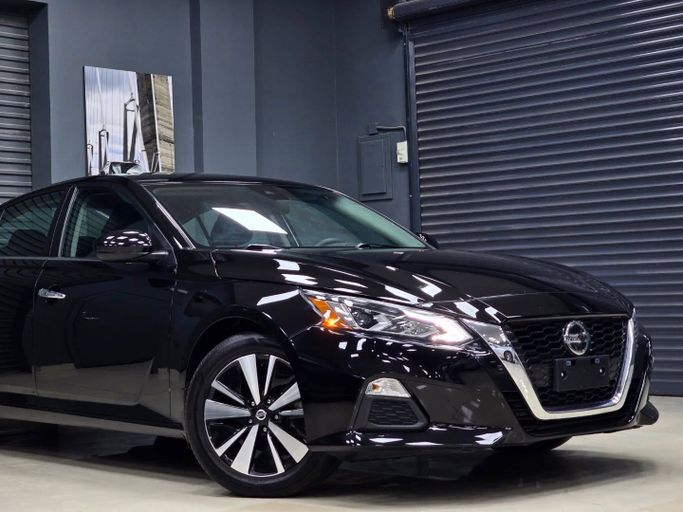 Подержанный Nissan Altima VI (L34), 2.5 л, 2022 в Оман, Маскат от CARZONE Черный цвет. Other | AUTO.AE | Объявление #250319