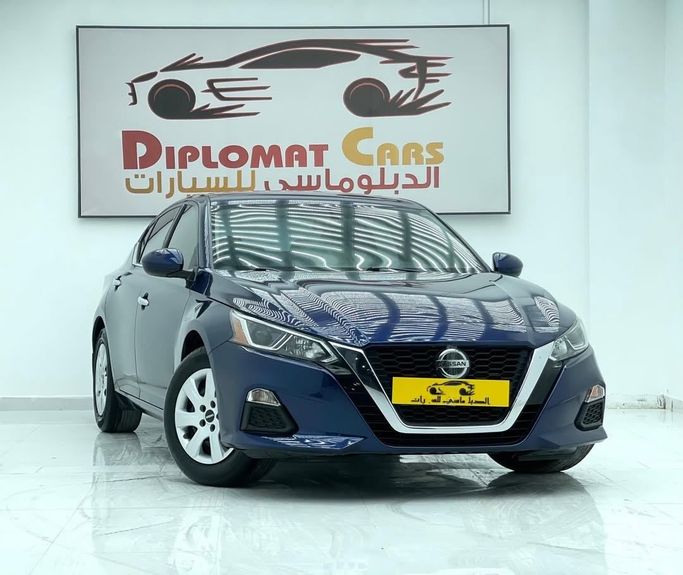 مستعملة Nissan Altima السادس (L34), 2.5 l, 2020 في في عمان, المسكات عنب طيب الشذا من DIPLOMAT CARS، اللون أزرق داكن.  | AUTO.AE | إعلان #250396