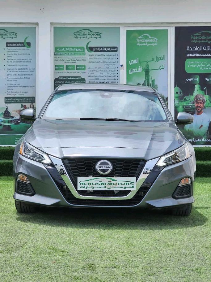 مستعملة Nissan Altima السادس (L34), 2.5 l, 2020 في في عمان, المسكات عنب طيب الشذا من AL HOSNI MOTORS، اللون رمادي.  | AUTO.AE | إعلان #251267