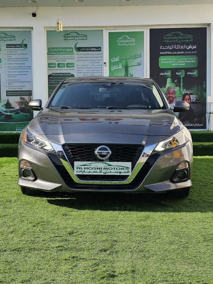 مستعملة Nissan Altima السادس (L34), 2.5 l, 2020 في في عمان, المسكات عنب طيب الشذا من AL HOSNI MOTORS، اللون رمادي.  | AUTO.AE | إعلان #251368