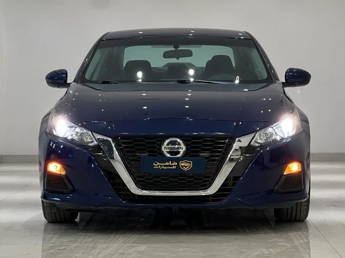 مستعملة Nissan Altima السادس (L34), 2.5 l, 2020 في في عمان, المسكات عنب طيب الشذا من Damin Motors، اللون أزرق.  | AUTO.AE | إعلان #255436