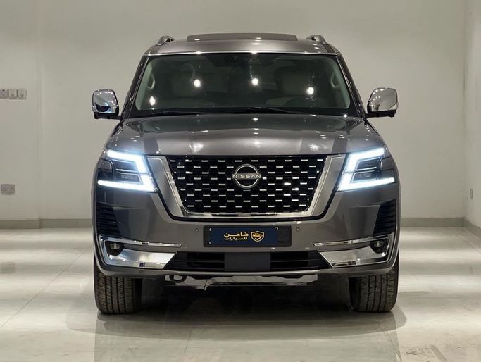 مستعملة Nissan Armada ثانياً, 5.6 l, 2018 في في عمان, المسكات عنب طيب الشذا من Damin Motors، اللون رمادي. المواصفات الأمريكية | AUTO.AE | إعلان #255709