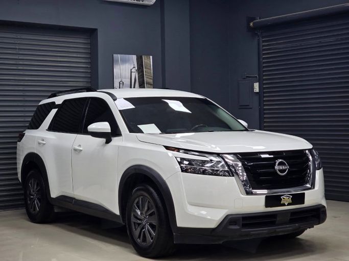 Подержанный Nissan Pathfinder V, 3.5 л, 2022 в Оман, Маскат от CARZONE Белый цвет. Other | AUTO.AE | Объявление #250325