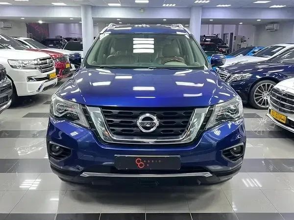 Подержанный Nissan Pathfinder IV Рестайлинг, 3.5 л, 2019 в Оман, Маскат от CLASSIC CAR Синий цвет. GCC | AUTO.AE | Объявление #253482