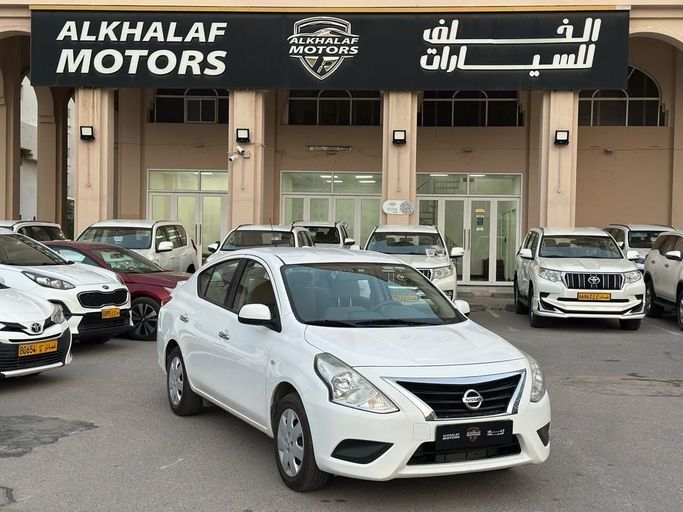 مستعملة Nissan Sunny فيس ليفت N17, 1.5 l, 2022 في في عمان, المسكات عنب طيب الشذا من ALKHALAF MOTORS، اللون أبيض. مواصفات الخليج | AUTO.AE | إعلان #252803