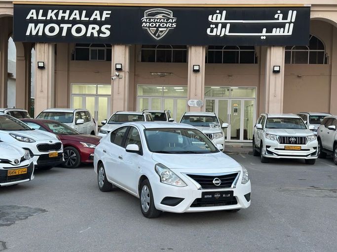 مستعملة Nissan Sunny فيس ليفت N17, 1.5 l, 2022 في في عمان, المسكات عنب طيب الشذا من ALKHALAF MOTORS، اللون أبيض. مواصفات الخليج | AUTO.AE | إعلان #252804