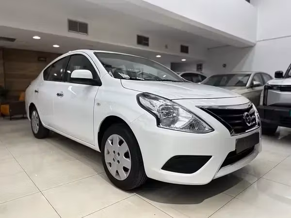 مستعملة Nissan Sunny فيس ليفت N17, 1.5 l, 2022 في في عمان, المسكات عنب طيب الشذا من CLASSIC CAR، اللون أبيض. مواصفات الخليج | AUTO.AE | إعلان #254962
