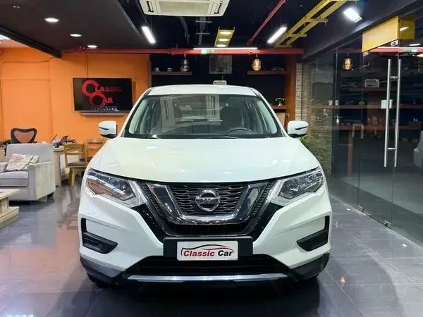 مستعملة Nissan X-Trail ثالثاً فيس ليفت, 2.5 l, 2022 في في عمان, المسكات عنب طيب الشذا من CLASSIC CAR، اللون أبيض. مواصفات الخليج | AUTO.AE | إعلان #254674