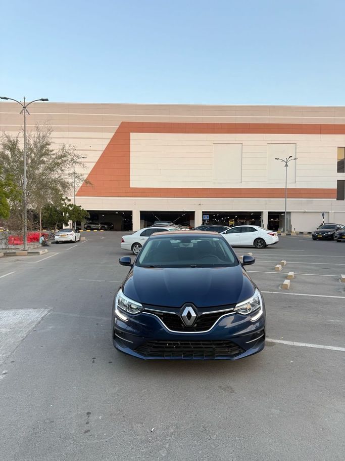 Подержанный Renault Megane IV Рестайлинг, 1.6 л, 2023 в Оман, Маскат от AL MOUJ CARS Синий цвет. GCC | AUTO.AE | Объявление #251689