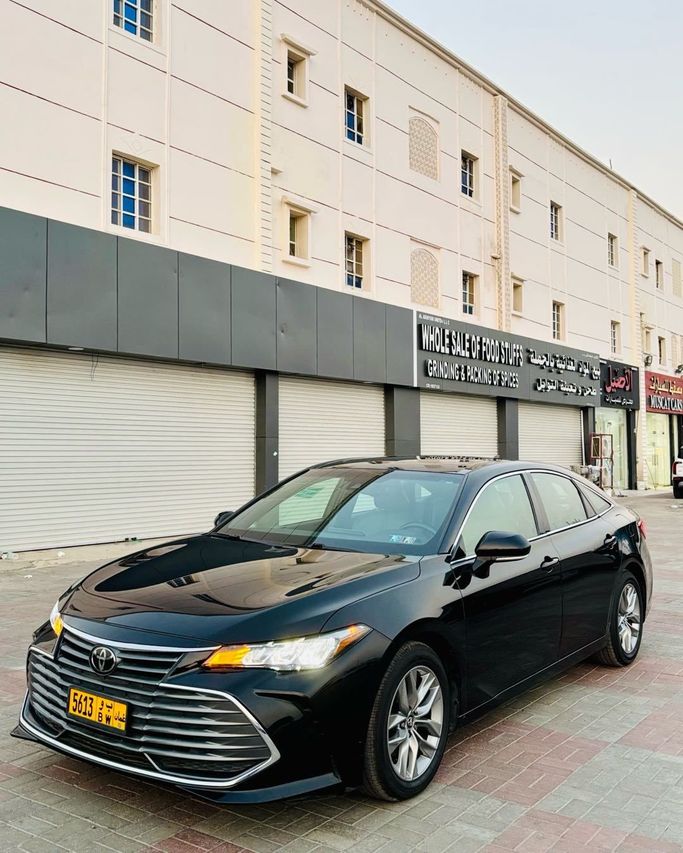 Подержанный Toyota Avalon V, 2.5 л, 2020 в Оман, Маскат от AL IZZ CAR SHOWROOM Черный цвет. Other | AUTO.AE | Объявление #256179
