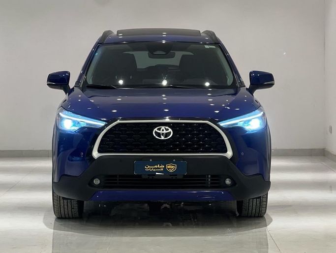 مستعملة Toyota Corolla Cross I, 2.0 l, 2023 في في عمان, المسكات عنب طيب الشذا من Damin Motors، اللون أزرق داكن.  | AUTO.AE | إعلان #255115
