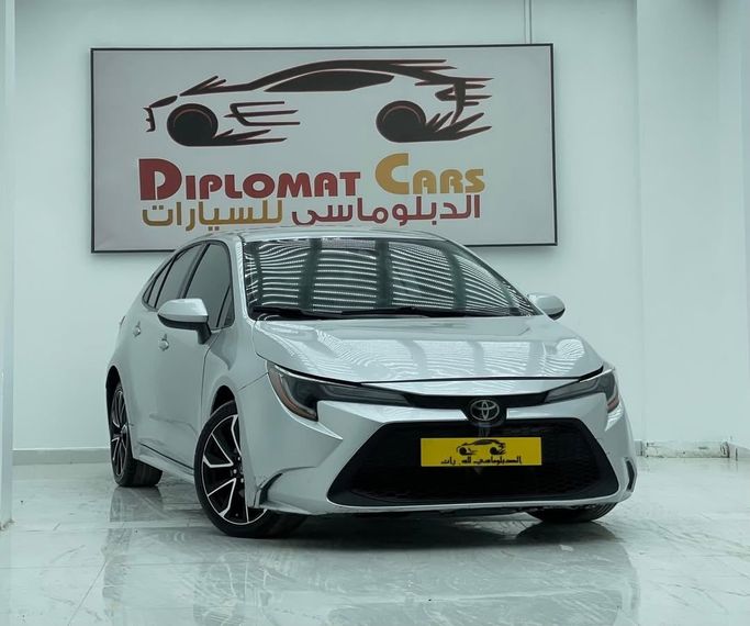Подержанный Toyota Corolla Sporty XII (E210), 2.0 л, 2020 в Оман, Маскат от DIPLOMAT CARS Серебристый цвет. Американская | AUTO.AE | Объявление #250016