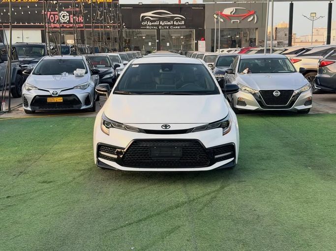 مستعملة Toyota Corolla XII (E210), 1.8 l, 2020 في في عمان, المسكات عنب طيب الشذا من ROYAL ELITE CARS، اللون أبيض. مواصفات الخليج | AUTO.AE | إعلان #250075