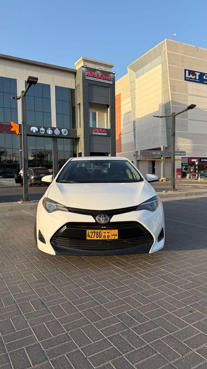 مستعملة Toyota Corolla Sporty XII (E210), 2.0 l, 2019 في في عمان, المسكات عنب طيب الشذا من AL MUHEEB MOTORS، اللون أبيض. مواصفات الخليج | AUTO.AE | إعلان #251771