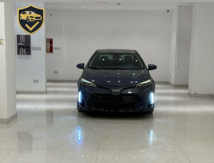مستعملة Toyota Corolla XI (E160, E170, E170, E180) فيس ليفت 1, 1.8 l, 2017 في في عمان, المسكات عنب طيب الشذا من Damin Motors، اللون رمادي.  | AUTO.AE | إعلان #255650