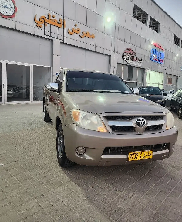 Used Toyota Hilux VII, 2.5 l, 2008 in Oman, Muscat by Al Dhabi Motors, Beige color. GCC Specs | AUTO.AE