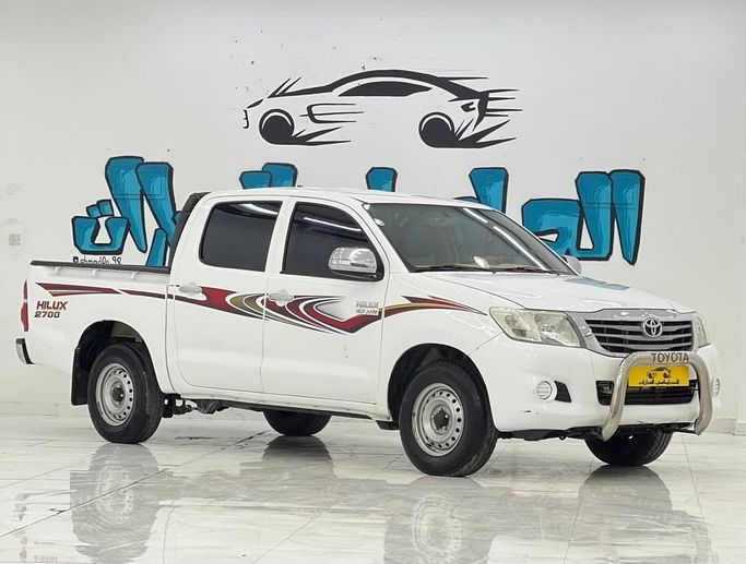 Подержанный Toyota Hilux VIII, 2.7 л, 2015 в Оман, Маскат от DIPLOMAT CARS Белый цвет.  | AUTO.AE | Объявление #250027